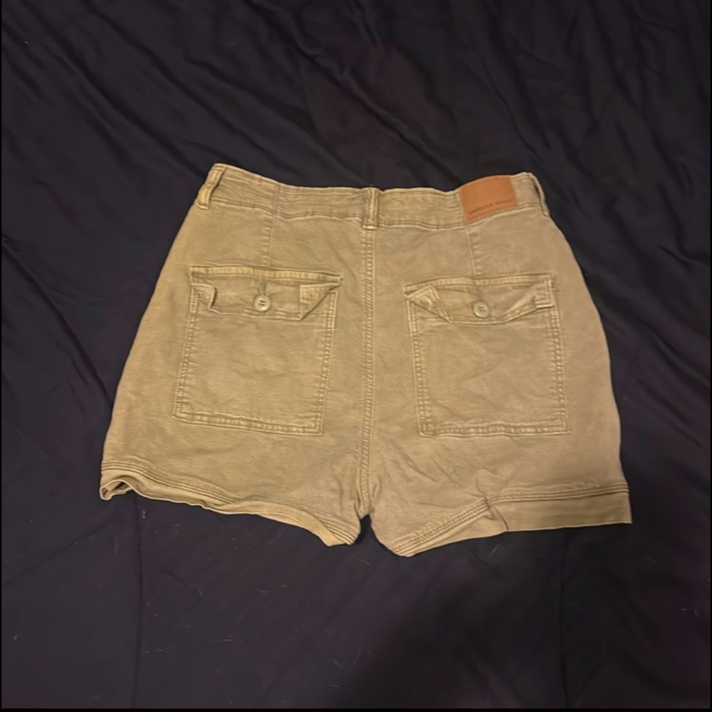 ✨ American Eagle Highest Rise 90s Boyfriend Shorts | Size 2 | Army Green ✨ - Picture 6 of 8
